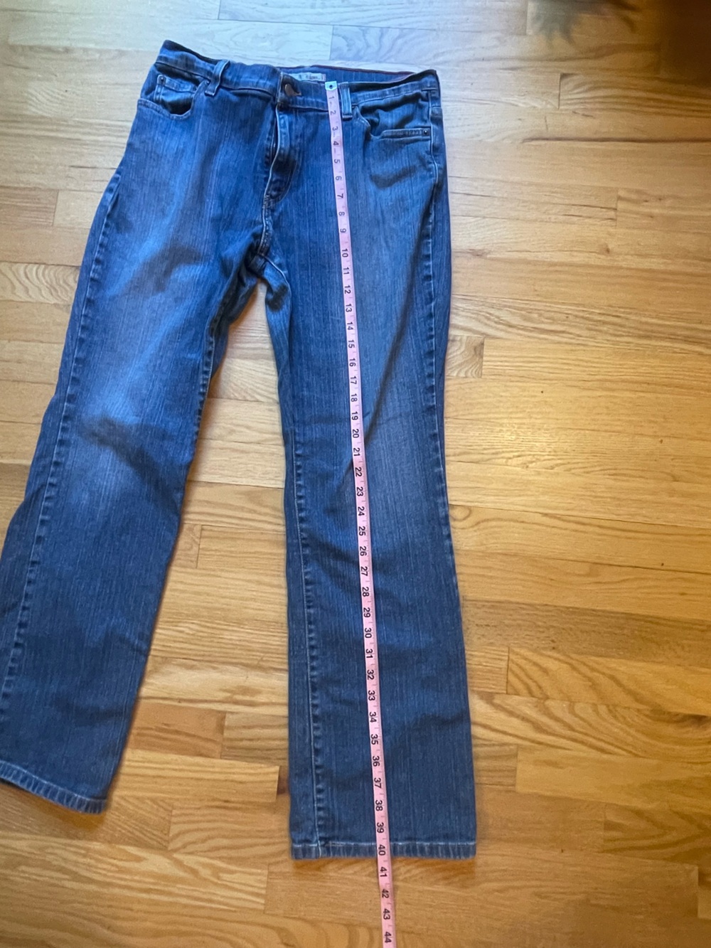 Levi’s 550 Jeans Women’s 12 Medium Relaxed Fit Bootcut Blue Denim - Picture 7 of 8